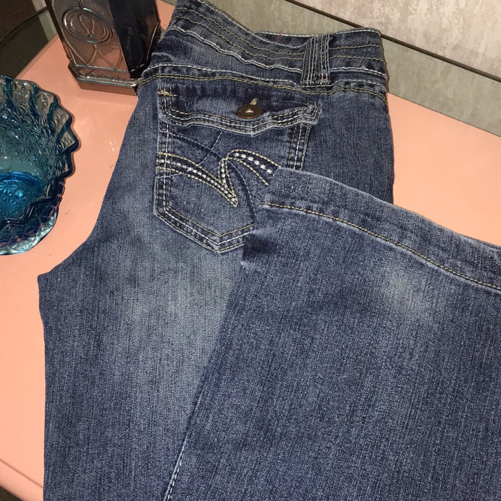 Wallflower jeans